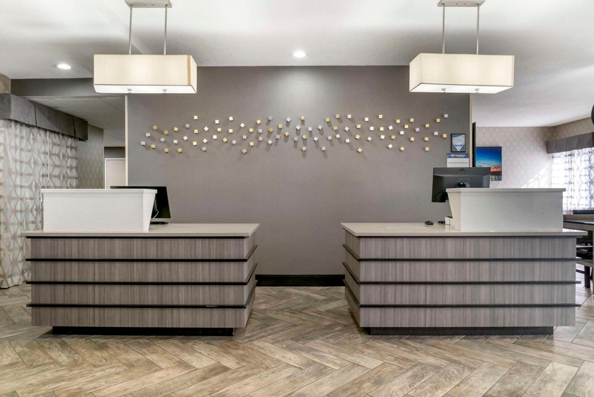 Best Western Beacon Inn Grand Haven Extérieur photo